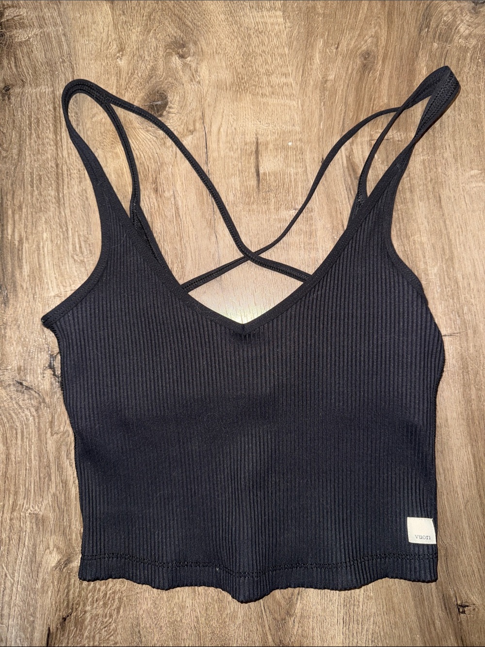 Vuori Black Ribbed Crossback Crop Camisole